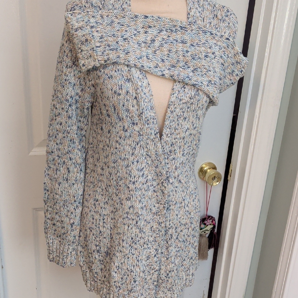 Croft & Barrow Blue and White Knit Cardigan